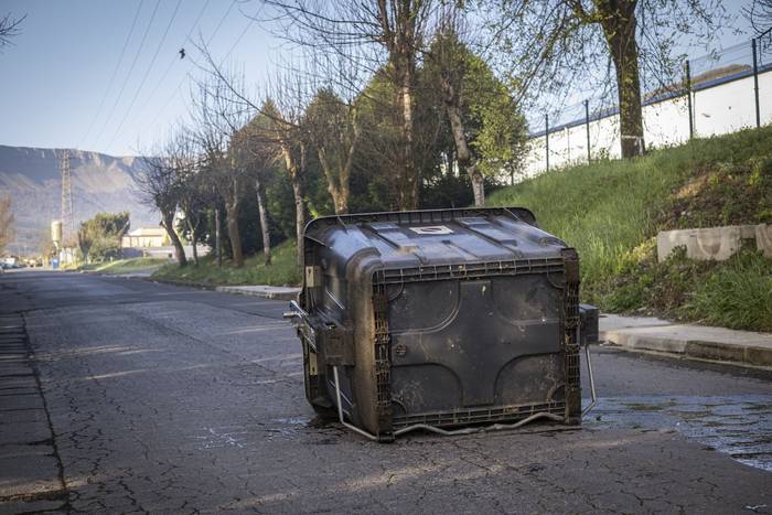 Jarraipen zabala ari du izat 97 1773748055584