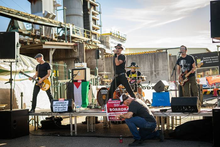 Rock doinuekin astindu dute  15 1759423349306