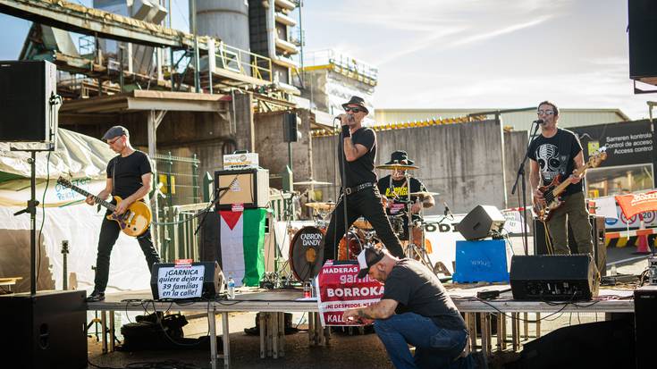 Rock doinuekin astindu dute Maderas de Llodioko piketea
