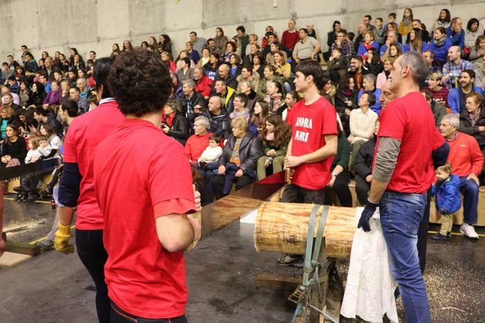 Andra Mari garaile kaleen ar 66 1515361595059