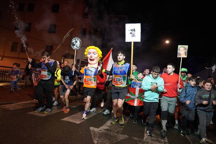 Aldarrikapenez eta pirotekni 81 1774615477797