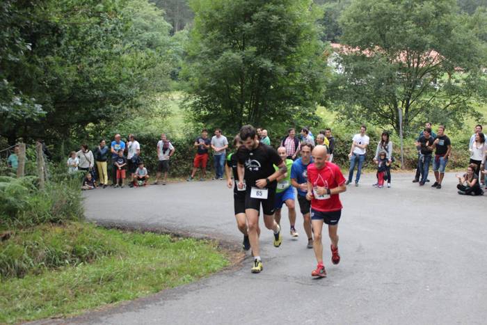 Auzoko mendiak zeharkatu zit 32 1498470905480