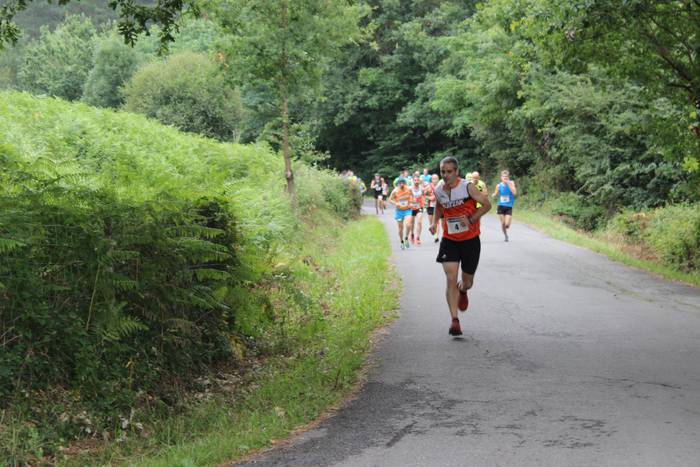 Auzoko mendiak zeharkatu zit 1 1498470588133