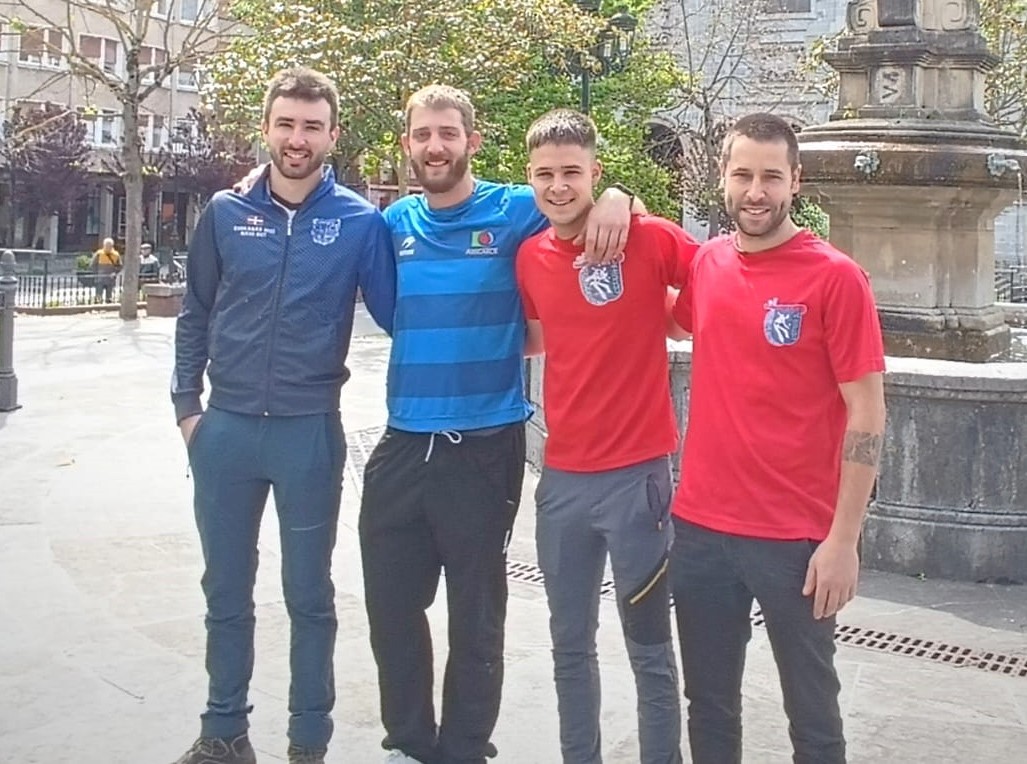 Urduñako frontoia berriro betetzeko pilota jaialdi herrikoia egingo dute Otxomaioetan, tokiko zein eliteko pilotariekin