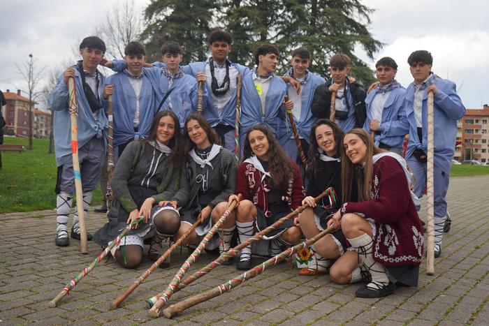 Amurrioko kintoek senideekin 31 1770387041731