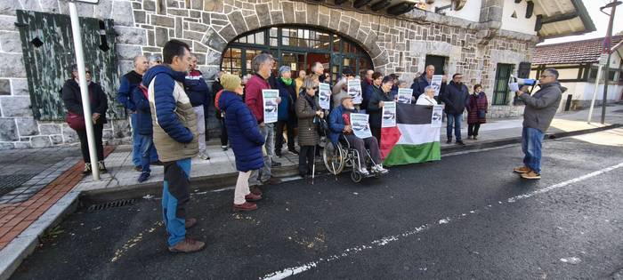 Tren-zerbitzu irisgarri bate 12 1764606135760