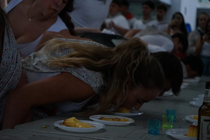 Flan-xurga lehiaketak gatza  2 1756312697699