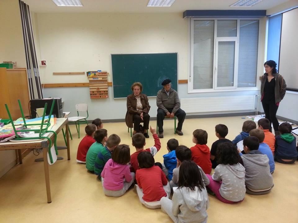 Pertsona nagusiek umeekin partekatu dituzte bere bizipenak