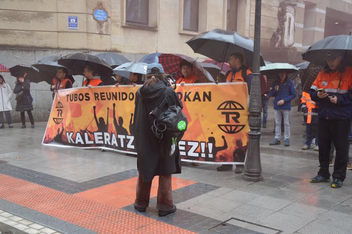 Tubos Reunidoseko langileek  2 1772794977473