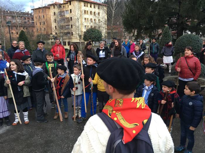 Agate Deunaren bezpera Aretan