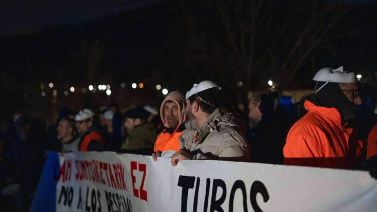Tubos Reunidoseko kaleratzeek EAJ eta PSE-EEren arteko talka sortu dute