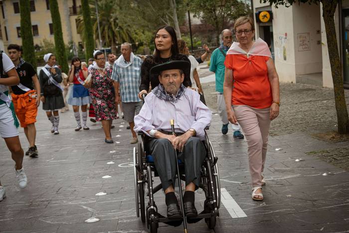 Haur eta nagusiak izan dira  17 1755092513608