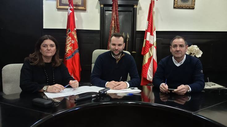 Urduñako Udalak bi hitzarmen sinatu ditu ikasleen prestakuntza praktikoa indartzeko