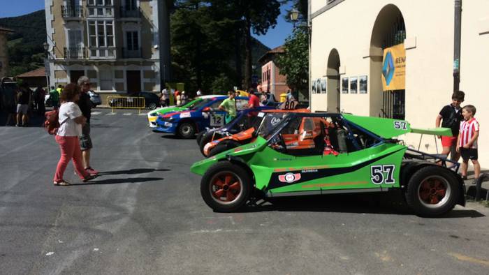 Auto klasikoen erakustaldiar 1 1501334102165