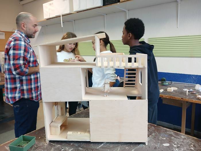 Etapen arteko elkarrekintza, Laudio Ikastolan ardatz