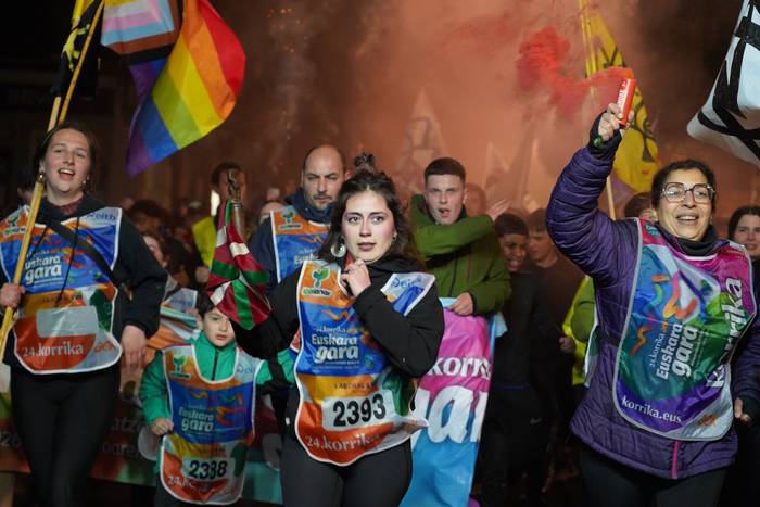 Aldarrikapenez eta pirotekni 199 1774615687643