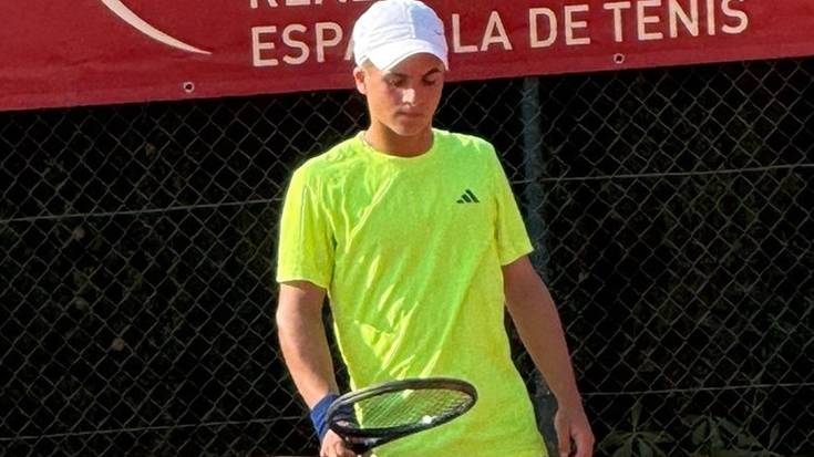 Ander Urquiza Rotaetxek Astilleroko tenis txapelketa irabazi du