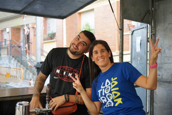 Danbor, buruhandi, dantza et 10 1758311884592