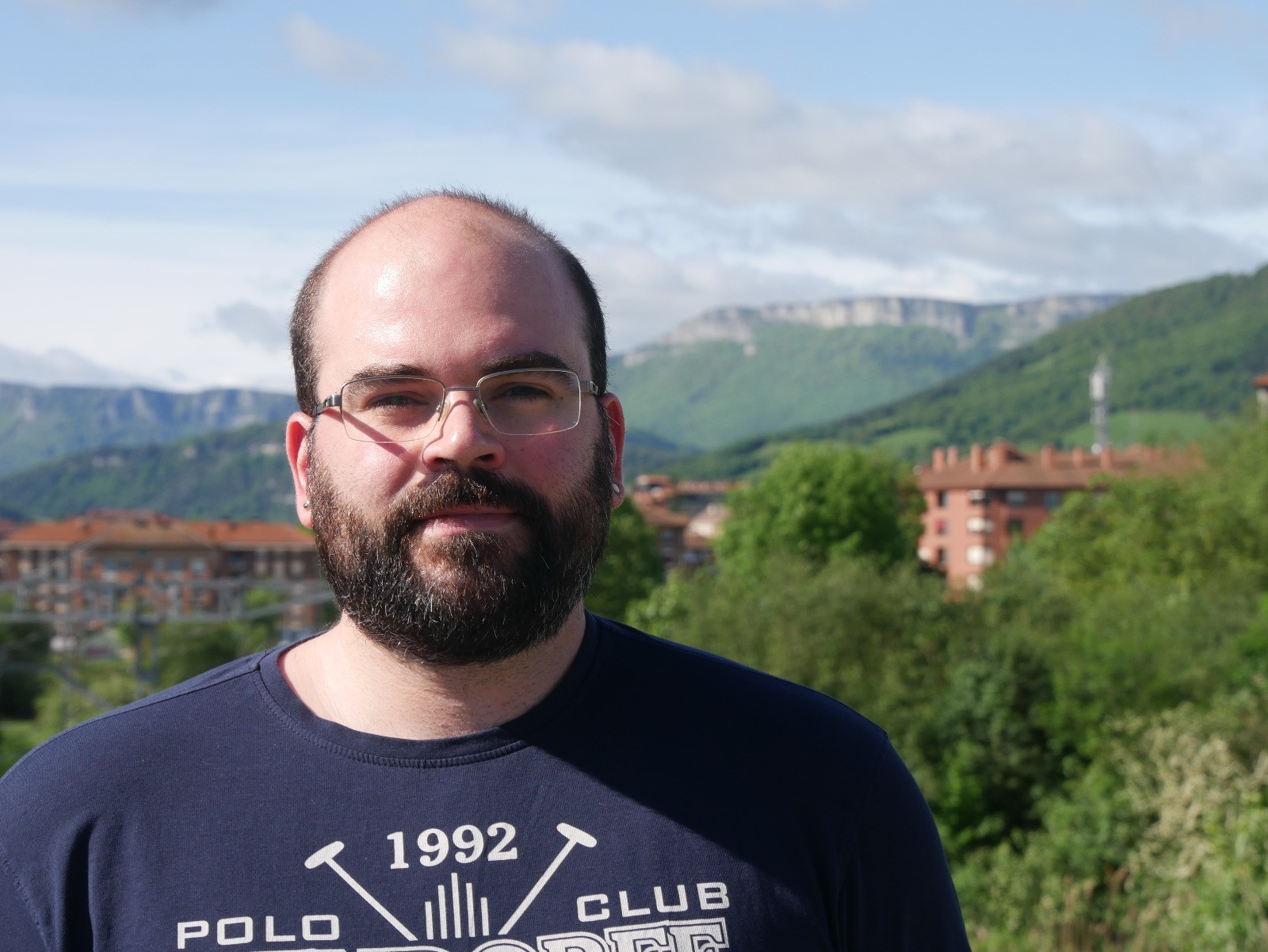 "Langile faltagatik aitari birika eta gorputz errekuperaziorako fisioterapia tratamendua eten diote ospitalean”