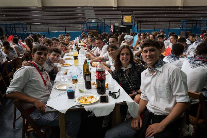 Kuadrillak protagonista Amur 74 1755188647174