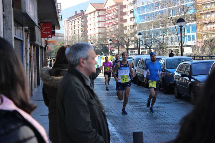 300 korrikalari baino gehiag 37 1517149989035