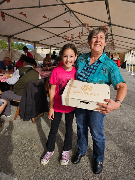 Berazako auzunea alaitu zute 28 1759402938879