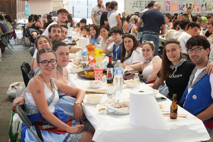 Paella txapelketarekin ekin  14 1755462952785