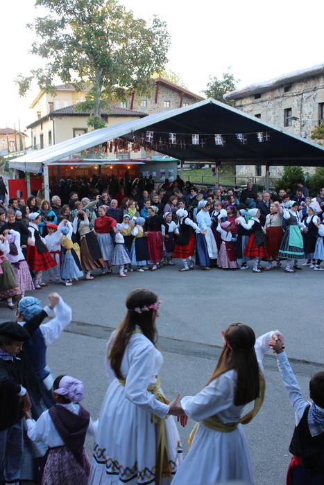 Parekidetasunaren eta euskar 15 1493367293547