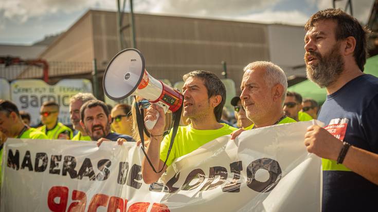 Maderas de Llodioko langileen ordezkariek alternatiba bat proposatu dute kaleratzerik egon ez dadin, baina zuzendaritzak ez du aztertu oraindik
