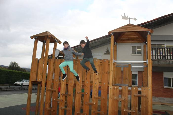 ARGAZKIEKIN JOLASEAN 8 1511250803277