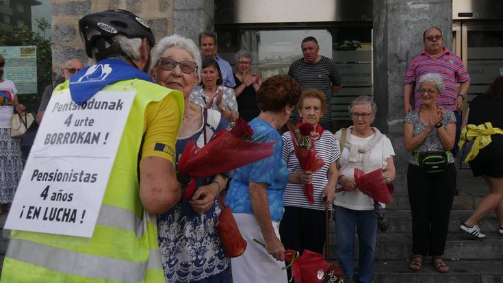 Amurrioko 8 pentsiodun omendu dituzte Euskal Herriko bizikleta martxan