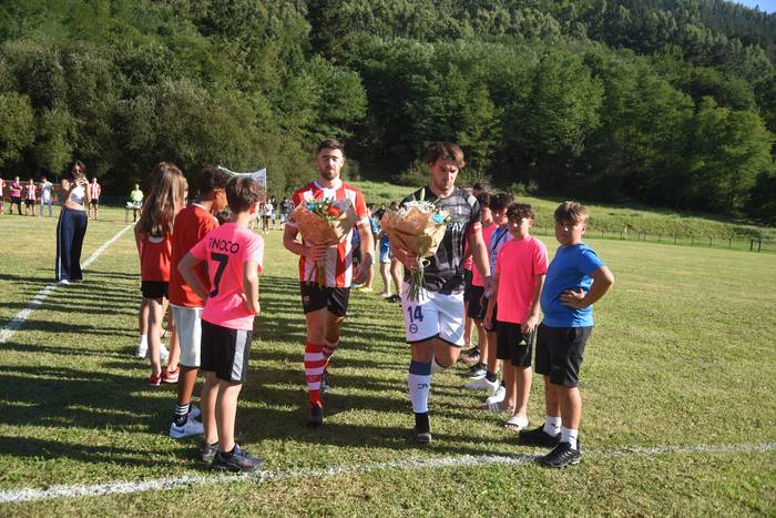 Okondon hildako bi gazteen o 1 1757424650144