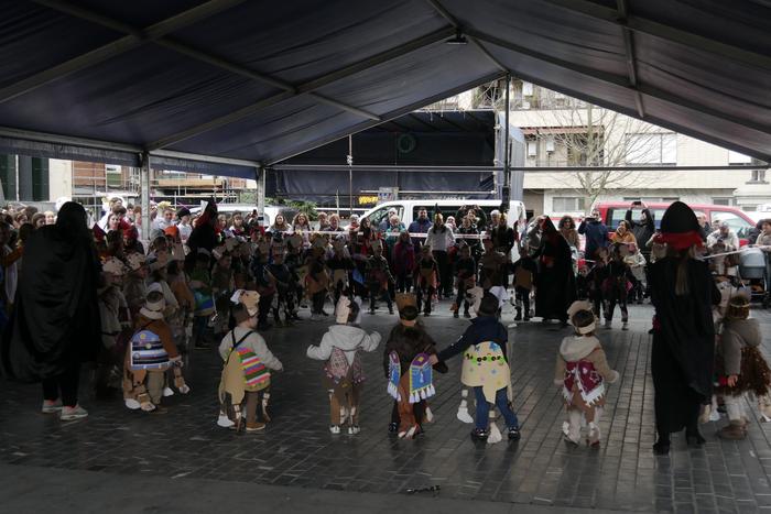 Amaurreko ikasleek kolorezta 49 1770988642069