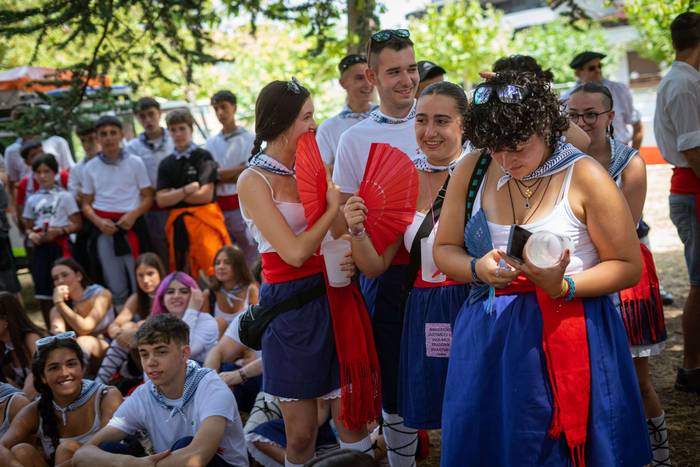 Amurrioko Kuadrillek ate jok 55 1755001147907