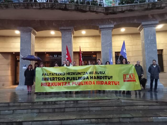 Hezkuntza publikoa indartzea eta inbertsioa handitzea eskatu du LABek Laudion