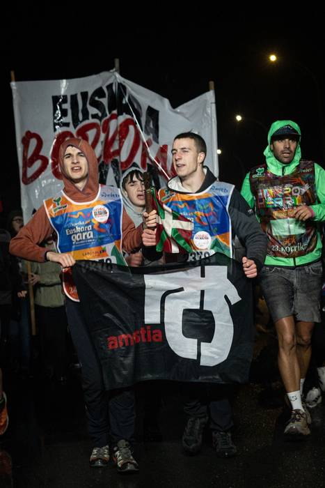 Bederatzi urteren ostean ind 32 1774601381737