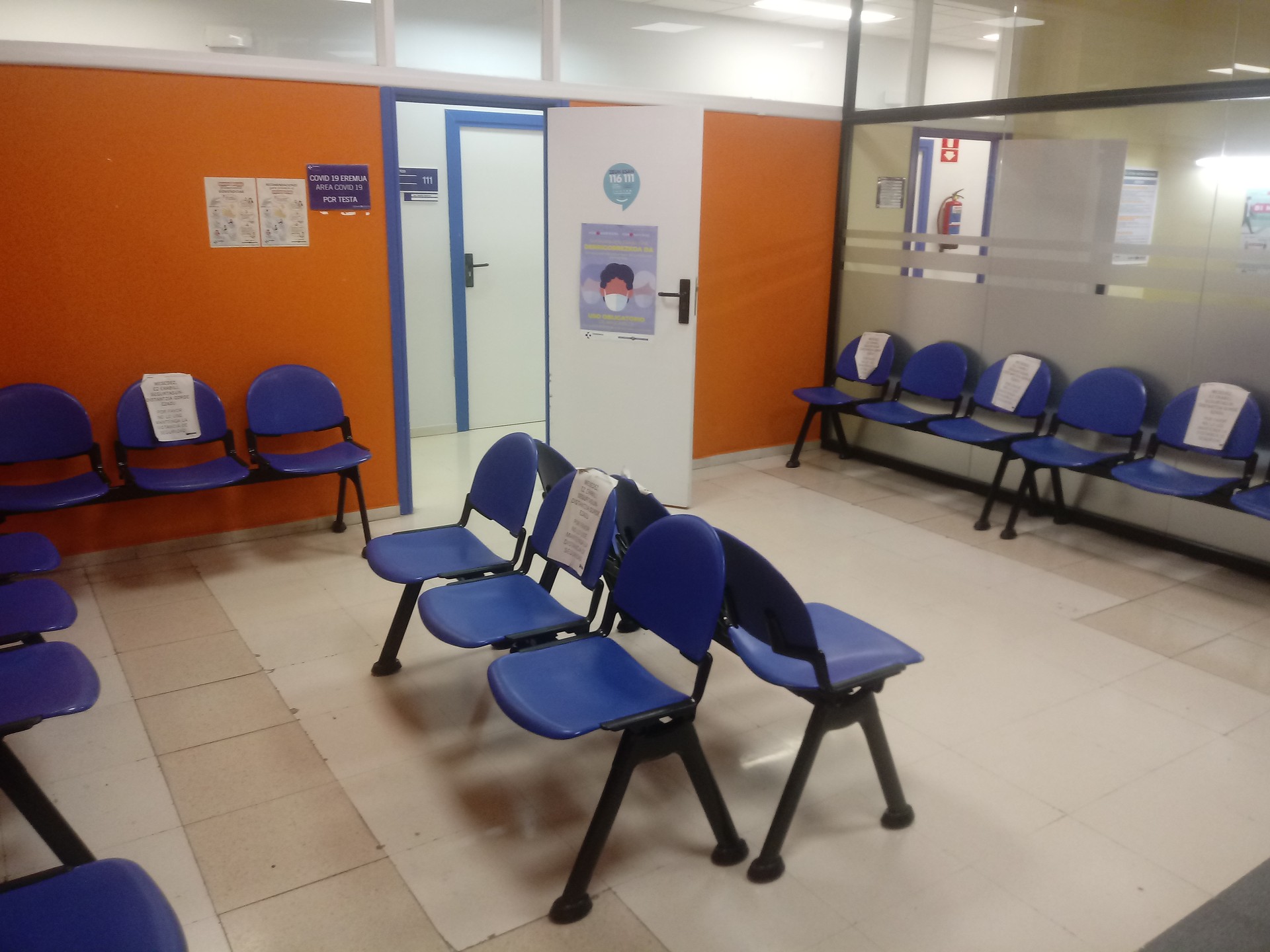 3 koronabirus kasu berri topatu ziren atzo Aiaraldean