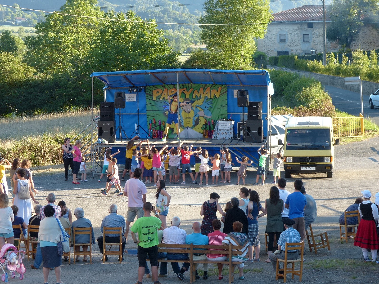 Antzerkiak, gastronomiak, musikak eta haurrentzako ekintzek girotuko dituzte Zuhatzako jaiak