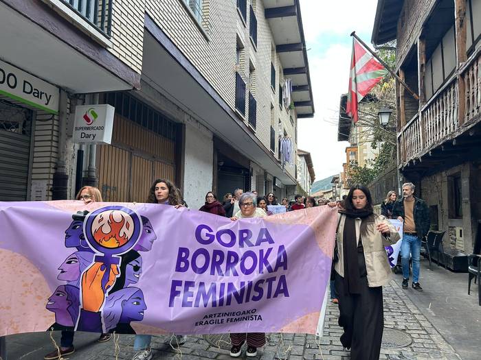 Feminismotik beste mundu bat 25 1772998192187