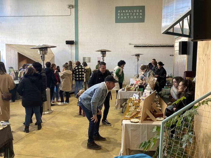 Emakume sortzaileen azoka an 34 1702979954646