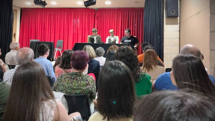 Antzerkia eta literatura uztartu ditu Pedro Ibarrolak bere azken liburuaren aurkezpenean