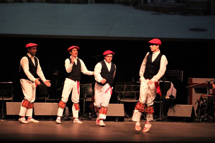 Aiara Dantza taldeak Amurrio 124 1519754095280