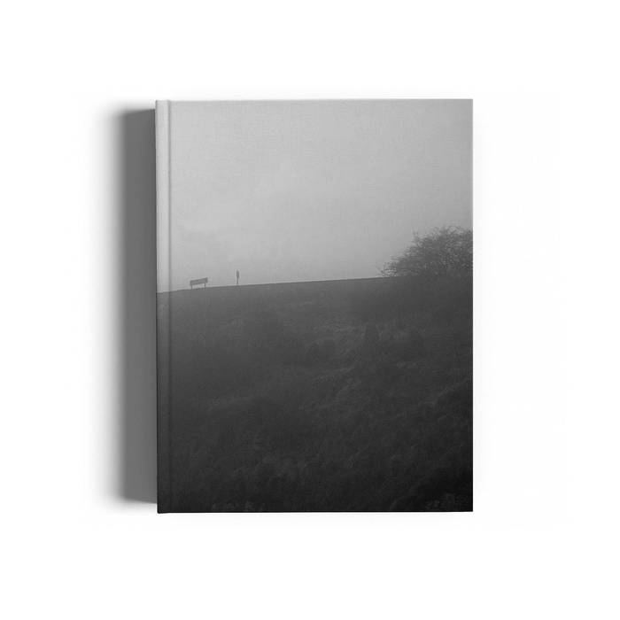 Crowfundinga abiatu du Endika Diazek 'Arde la niebla' erakusketa liburu bilakatzeko