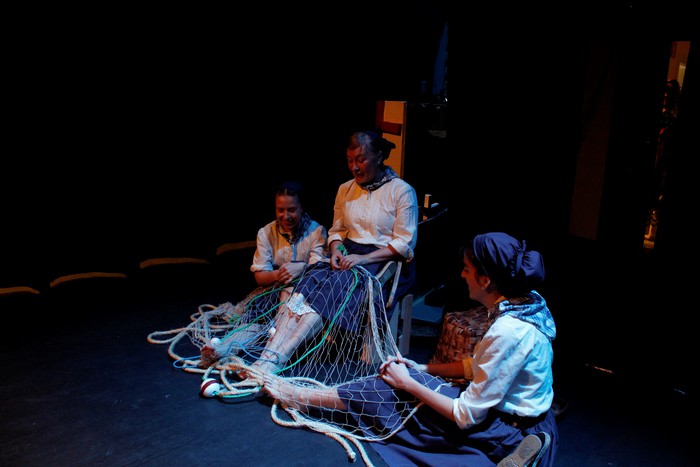 Eskualdeko ehundik gora dantzari eta musikarik koloreztatu zuten Amurrio Antzokiko oholtza - 40