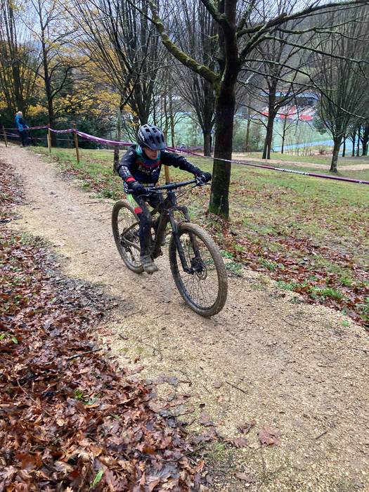 Zirkuitu gogorra izan zuten  29 1768228076356