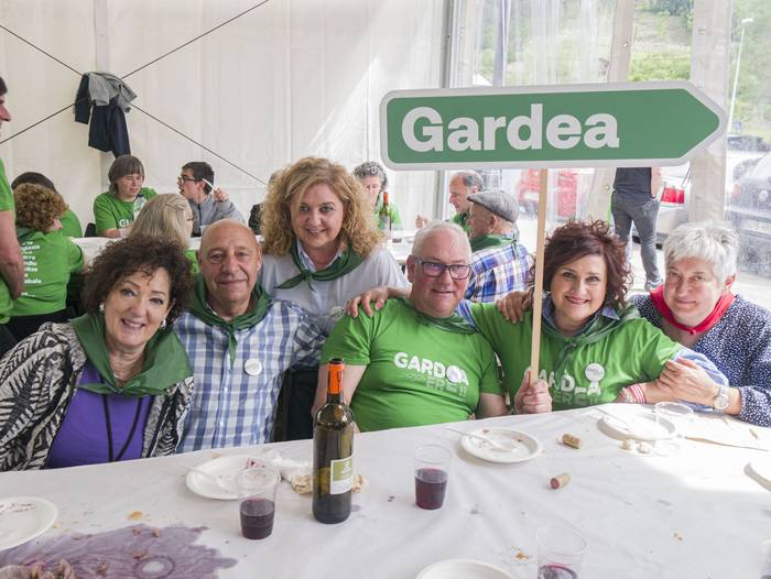 Mundu osoko gardearrak batu  12 1714849886740