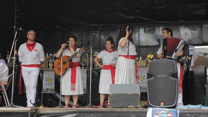 Su gozotan igaro dute goiza  14 1503153097361