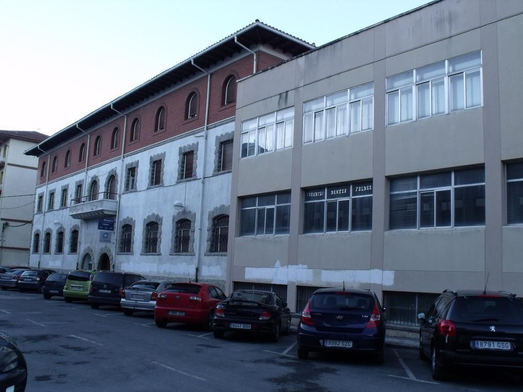 Hainbat ikastarotan izena emateko aukera zabalik 