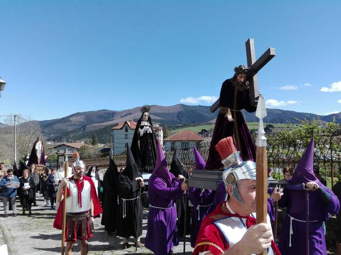 Artzinegan ere ospatu dute A 13 1522607051253