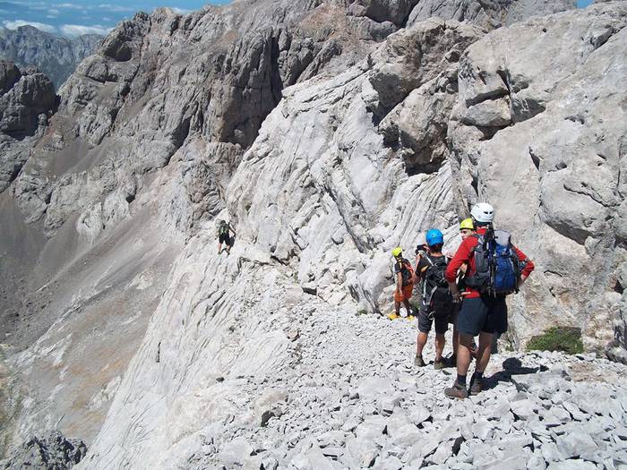  Ganzorrotz Mendi Taldeak Pi 12 1500564273065